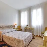 Canale Apartment *